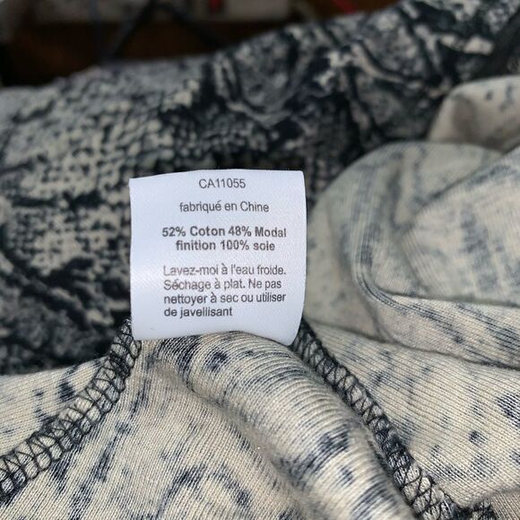 Linq dress career long sleeve snakeskin pattern V neck Size large - Picture 7 of 7